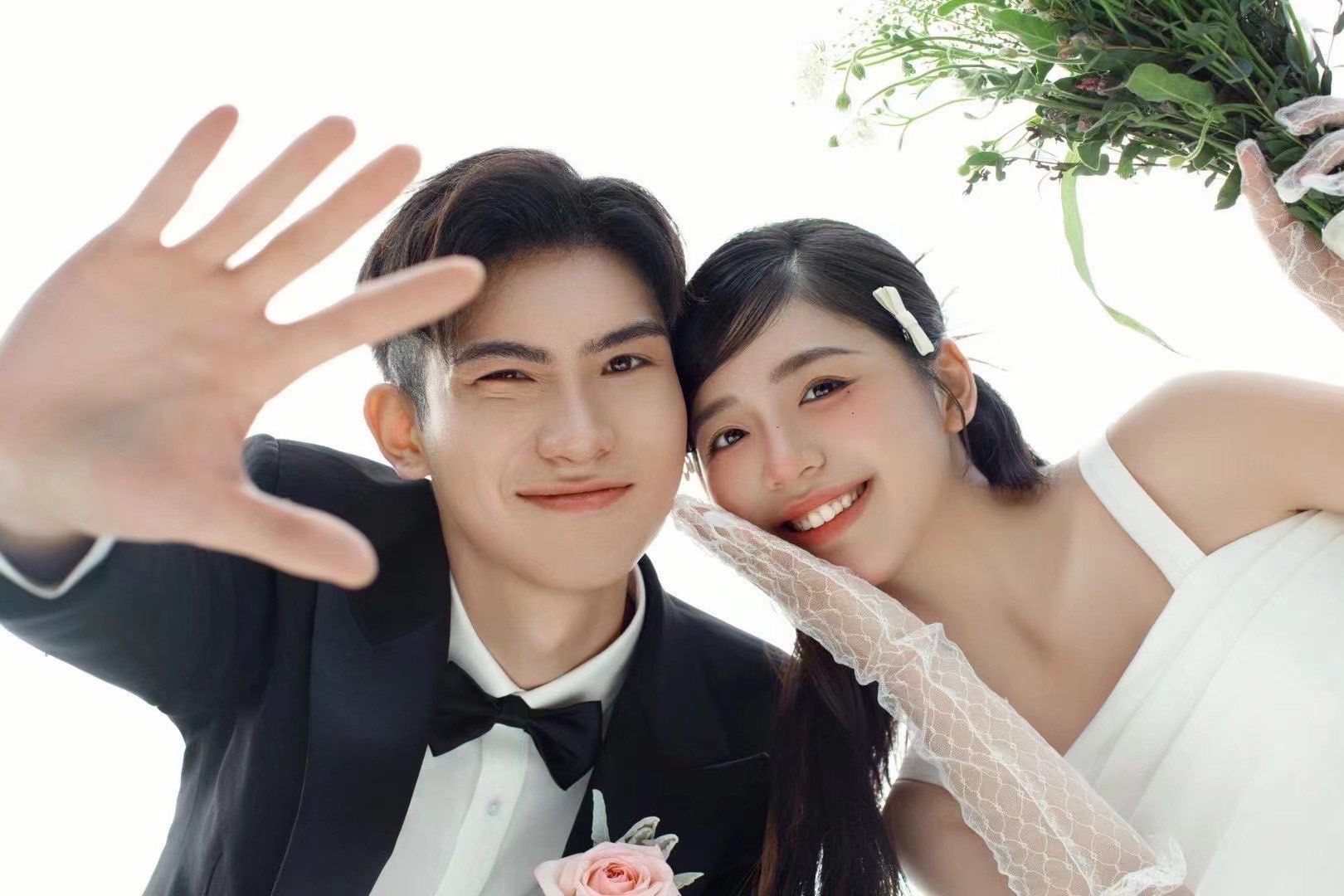 高安婚纱照丨让我心动的草坪森系婚纱照93