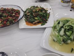 -乡土特色.冷锅鱼.牦牛肉汤锅