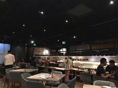 大堂-半山腰·云南菜(侨福芳草地店)