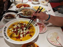 -渝是乎酸菜鱼(龙旗购物中心店)