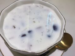 牛奶芋圆桃胶雪燕-党公糖水铺(鹭江店)