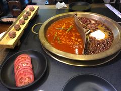 -沸炉重庆老火锅(军事博物馆店)