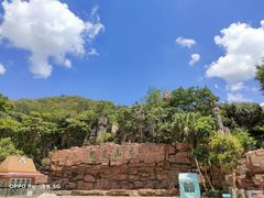 -龙凤山庄影视度假村