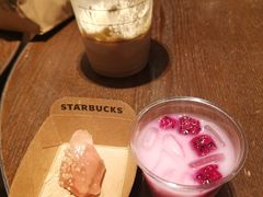 -星巴克(上海虹桥南丰城办公楼店)