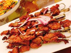 馕坑烤肉-巴依老爷新疆餐厅