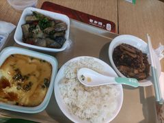 -老乡鸡(上海品尊国际中心店)