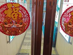 -洞庭洲·防空洞火锅·烧烤·铜锅涮肉(新百广场店)