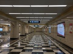 -哈尔滨西站(地铁站)