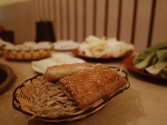 -洞庭洲·防空洞火锅·铜锅涮肉·烧烤(新百广场店)