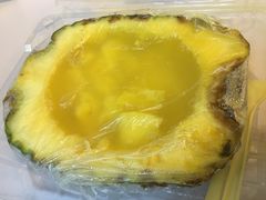 -志龙皇冠吃货椰子铺