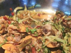 生吃赤贝-喝丢一只鞋海鲜烧烤·海肠捞饭(文体街店)