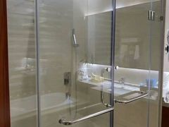 -兴芮温泉度假区