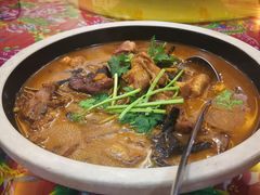 -闯关东东北农家菜(崂山石老人店)