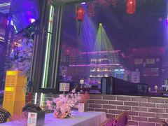 -喜鹊音乐酒馆(西街店)