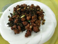 英红九号茶香骨-巨元河鲜酒楼·清远特色菜名店(英德店)