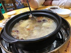 -濠轩阁特色生蚝火锅(水湾路店)