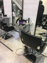 -SIX Hair Consultant