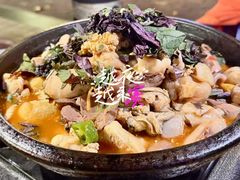 -大富蚝乌东哥饭店·石锅鱼杂·柠檬鸭(革新路店)
