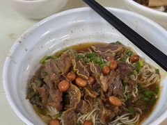 -阿阳牛腩腌面店