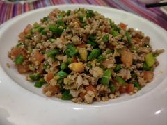 -香巴拉云南餐厅(华莱坞店)