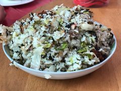 -南汇老顾农家乐采摘大团水蜜桃采摘店