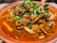 -云海肴·汽锅鸡·云南菜(天山百盛优客店)