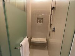 -阿瓦尼河滨曼谷酒店