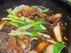 -茸梅路右拐龙虾-农家菜(松江店)