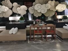-新盈光·云会所(百丈东路店)