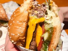 -The Habit Burger Grill 哈比特汉堡(复兴soho店)