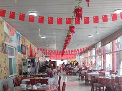 -何适山庄·团餐住宿(水长城P2停车场店)