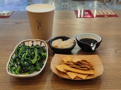 -煲仔皇腊味煲仔饭(经四万达店)