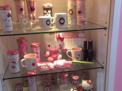 -Hello Kitty Cafe(弘大店)