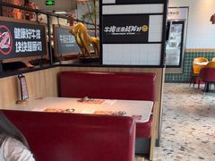 -战斧牛排餐厅(百盛优客店)