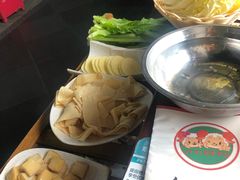 -亿诣蝎府炸酱面羊蝎子火锅(酷车小镇店)
