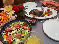 -查特花园美食广场(西单大悦城店)