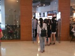 -星巴克臻选(莘庄仲盛店)