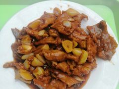 蒜炒肉片-北大家园食堂