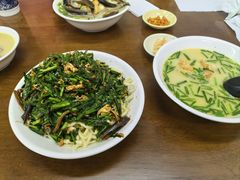 -三百碗宝应长鱼面(板仓街店)