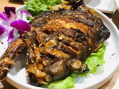 炭烤碟鱼头-大话小腰(鸟巢店)