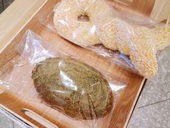 抹茶红豆包-奈雪的茶(新天地广场PRO店)