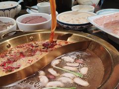 -小天鹅火锅·一线江景洪鼎旗舰店(洪崖洞店)