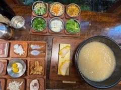 -银米·云南传统过桥米线(双廊黑金冠店)