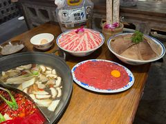 -萍姐火锅·公路夜市(武汉首店)