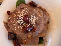 薄荷叶拌牛肉-多味居(剪子巷店)