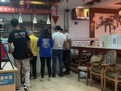 大堂-泉福居酱骨头自助广场(南大街商业步行街店)