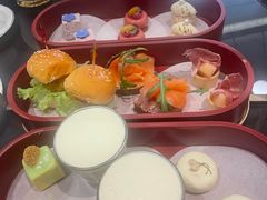 -银星皇冠假日酒店美食阁