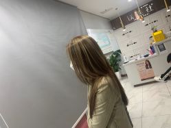 -镁连社·美联社