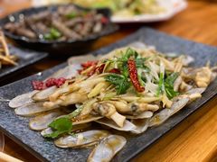 -老东镇啤酒屋海鲜加工·蒸汽海鲜·海鲜烧烤(台东店)