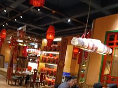 -老滇山寨•云南特色菜•地方菜•民族风情歌舞表演(金碧店)